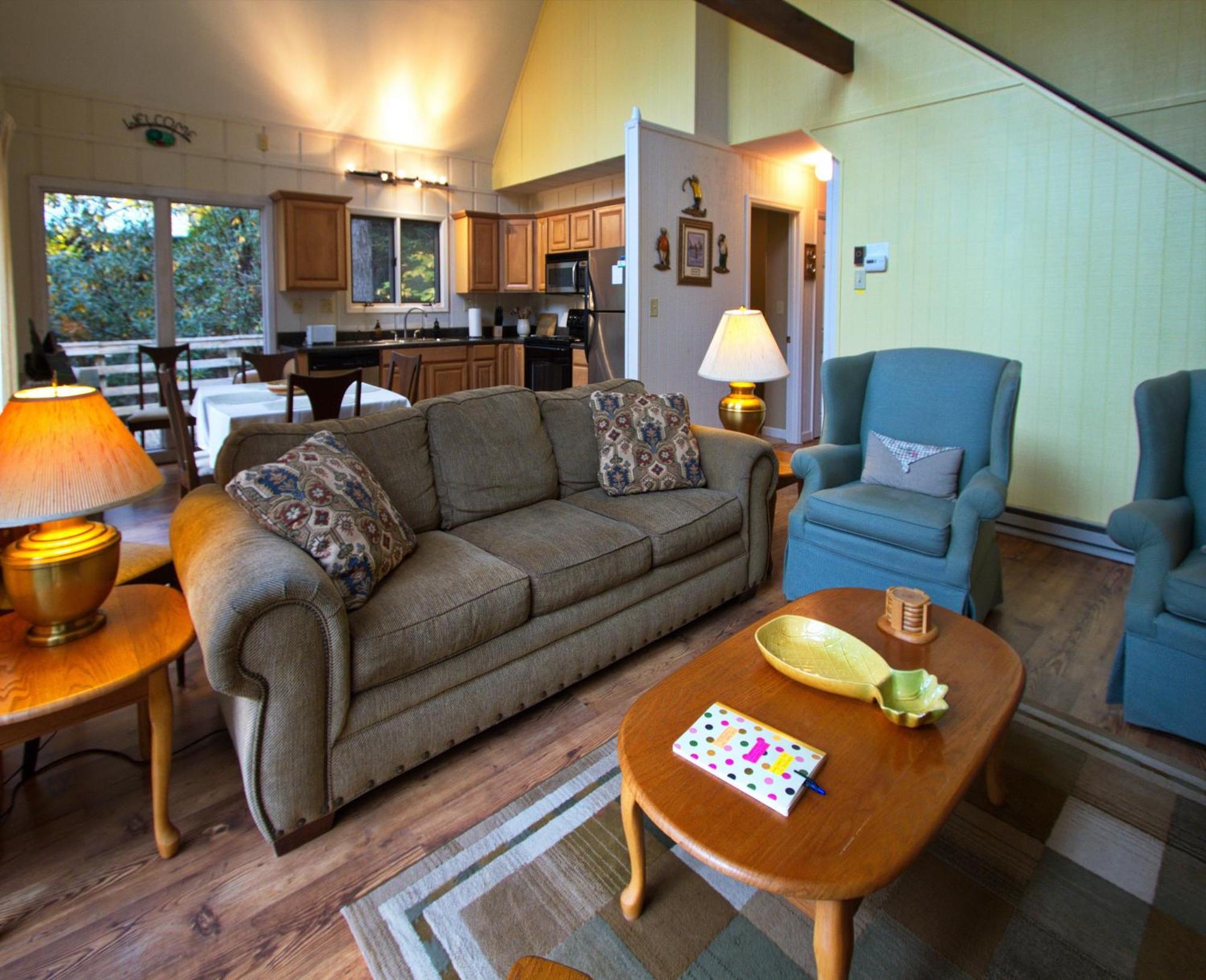 Mt Mitchell Cabin Rentals Busick Room photo